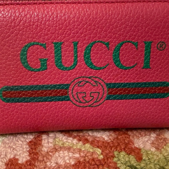 GUCCI Logo Wallet Coin Compartment Zip Around Leather Coin Purse- Pink - Picture 13 of 15